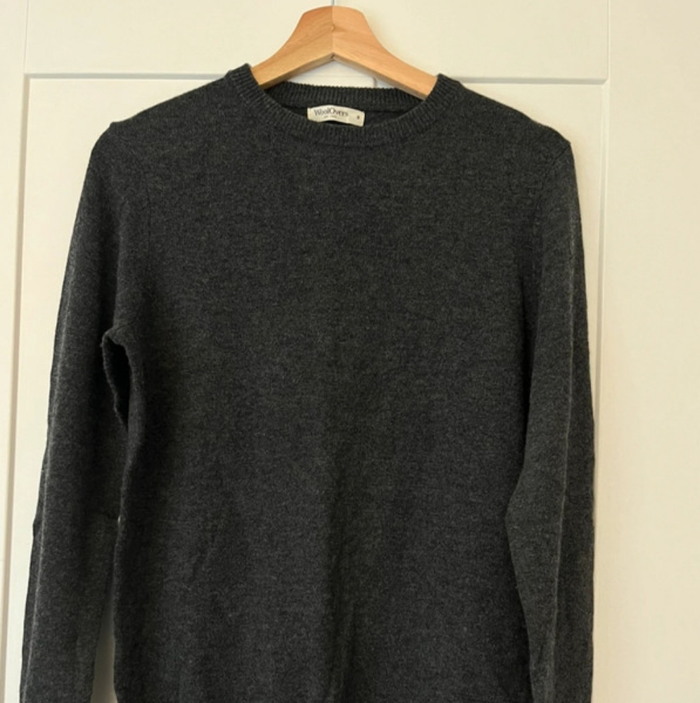 Grey woolovers jumper